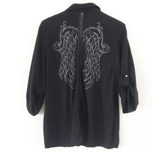 Harley Davidson button down.  Large logo on back and spell out on front. Size 16